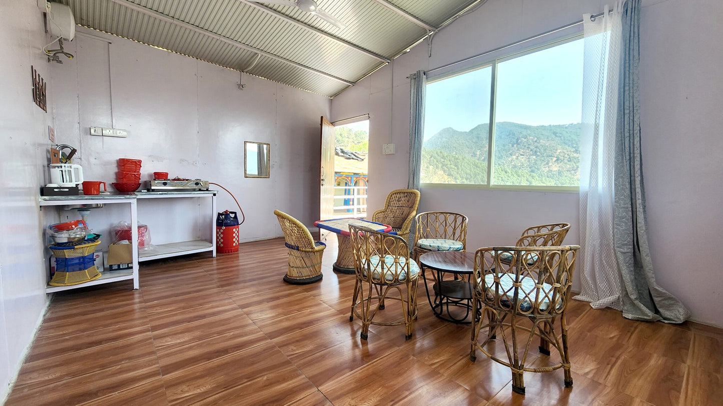 Bulbul Nest Super Deluxe